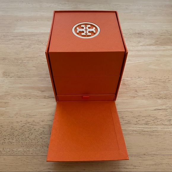 Tory Burch chronograph main image 10